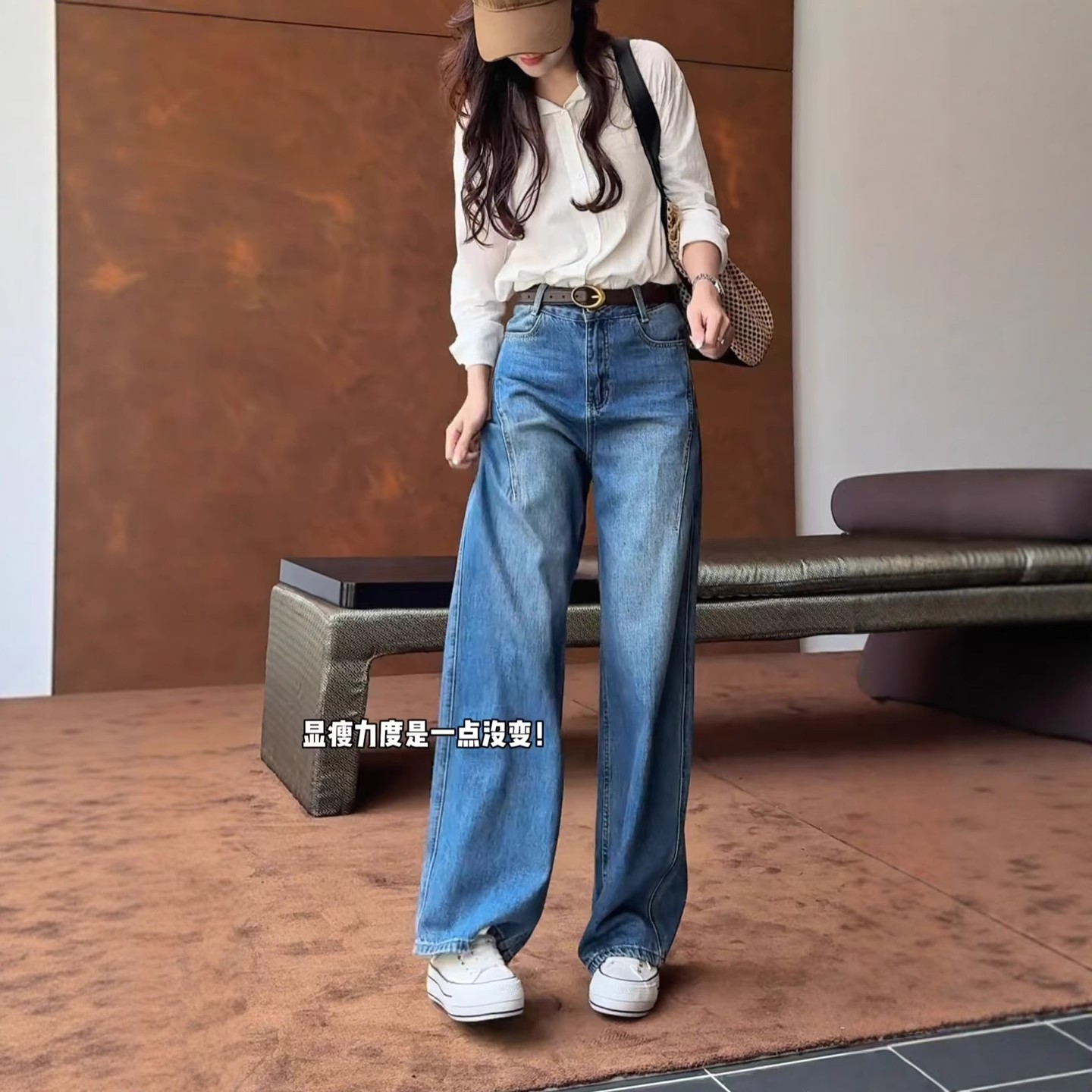 拉夏贝尔蓝色窄版弯刀牛仔裤女2025秋冬梨型身材加绒高腰阔腿裤子