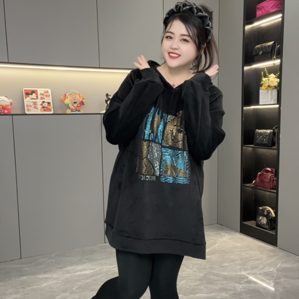 秋冬新款特大码宽松休闲洋气显瘦中长卫衣保暖女遮肉遮肚3002