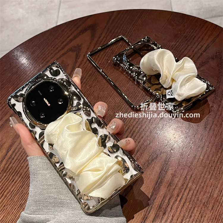 适用华为matex6折叠典藏版手机壳matex5奢华电镀金色豹纹丝巾腕带