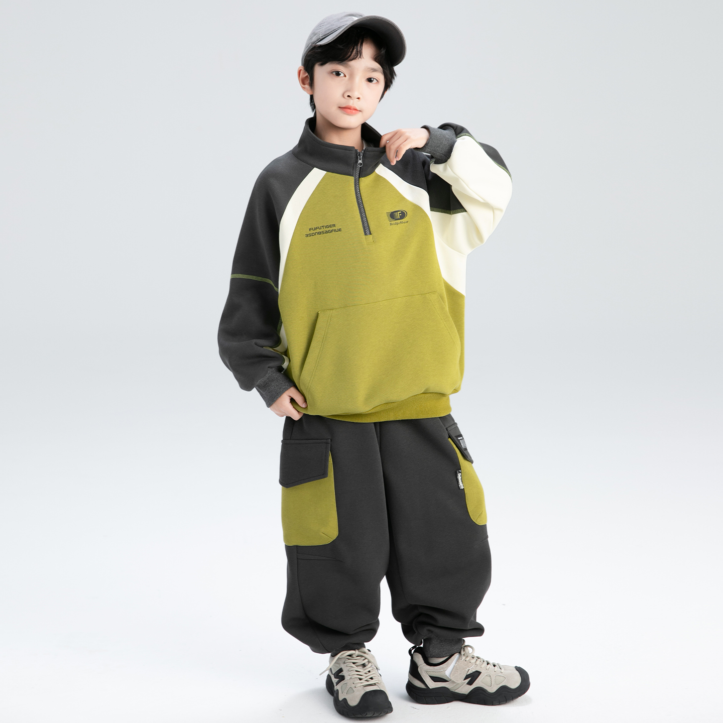 男童春秋款套装2025新款秋季卫衣中大儿童男孩秋装网红炸街酷帅潮