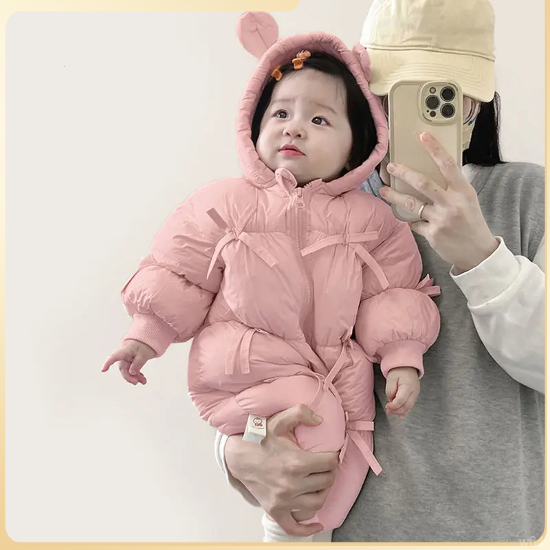 新款婴儿秋冬连体衣宝宝百天秋冬衣服婴儿抱衣冬装哈衣加绒女宝连