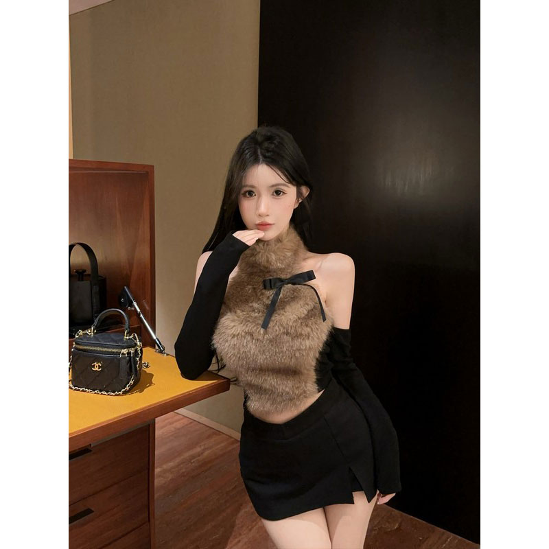 2025冬季新款千金风仿皮草环保毛挂脖领连袖背心小衫百搭裙裤套装