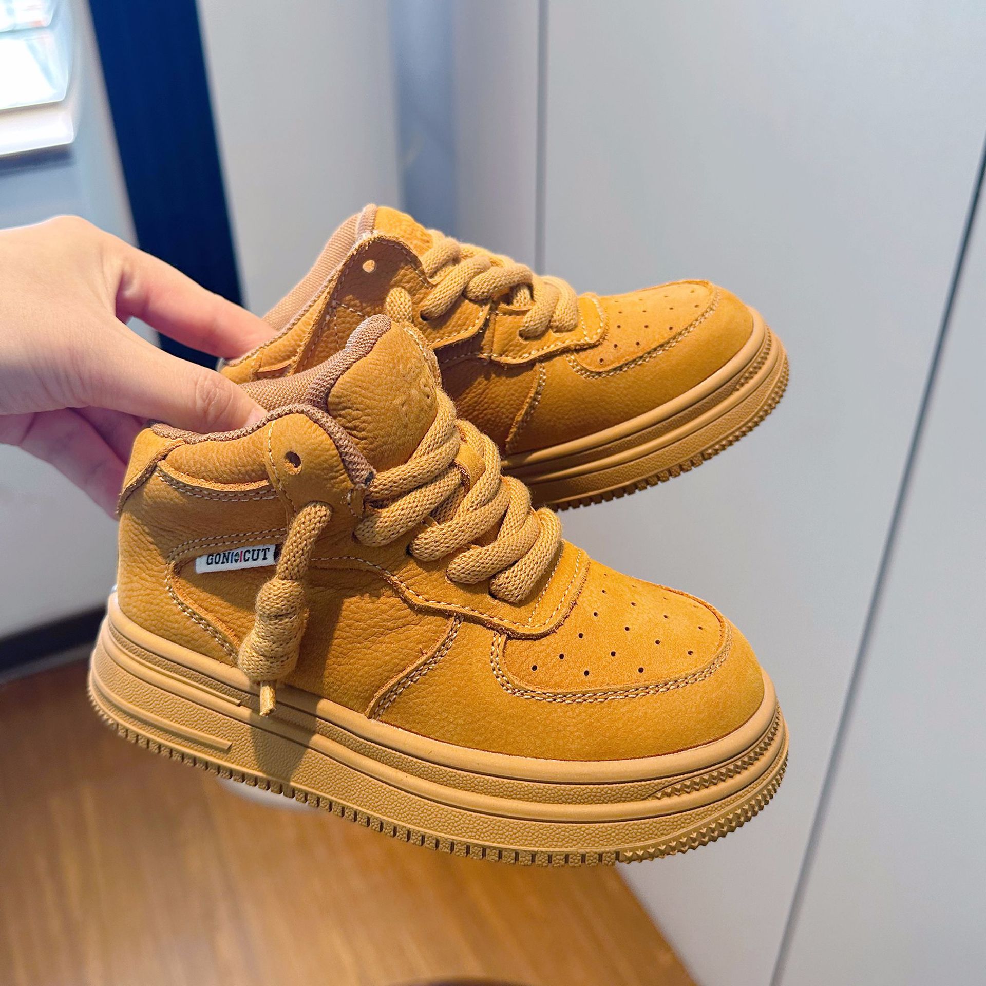 ABC儿童小黄靴2025秋季新款男童高帮中大童板鞋软底女童休闲鞋潮