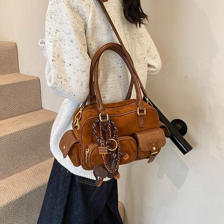 多口袋复古保龄球包女2025爆款潮新款波士顿手提包百搭通勤斜挎包