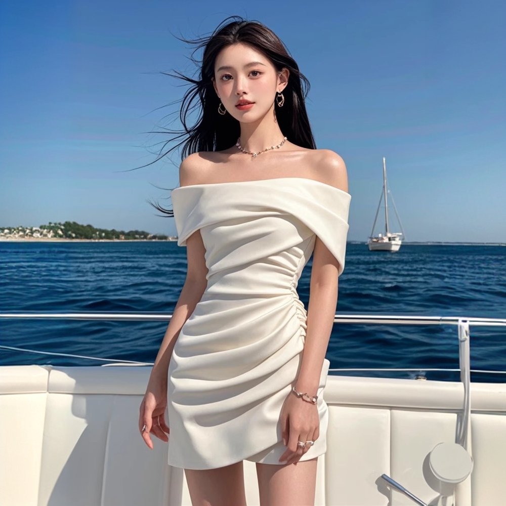 纯欲风气质连衣裙子夏季新款一字肩裙子露肩褶皱性感紧身包臀裙女
