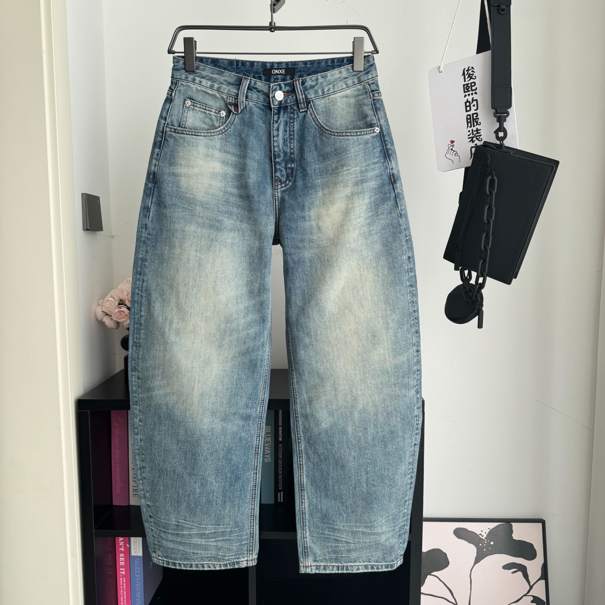 2026年春季男士水洗做旧猫须牛仔弯刀裤子宽松潮流80209Z