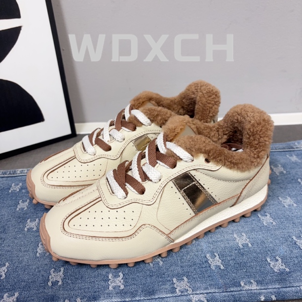 2025新款真皮平底加绒羊毛休闲时尚百搭德训鞋低帮运动鞋女潮