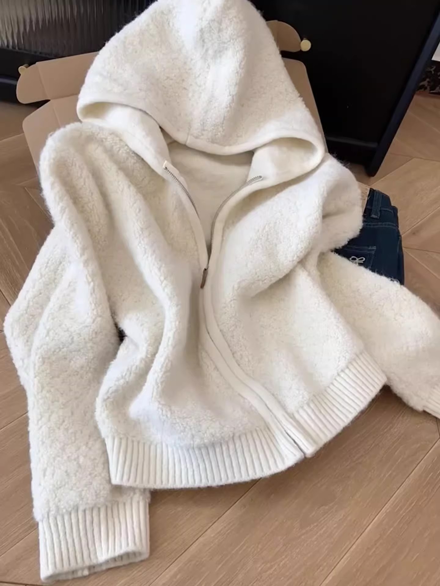 韩系毛茸茸拉链连帽长袖外套女秋季新款独特超好看软糯亲肤上衣潮