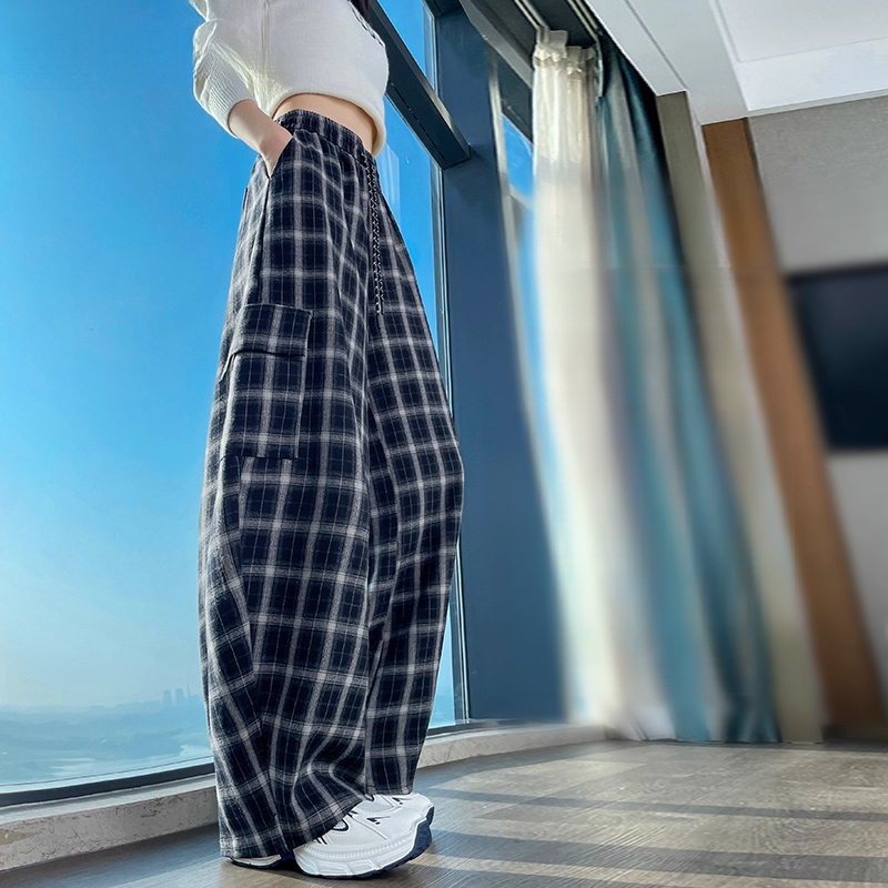 格子工装阔腿裤女春秋高腰宽松休闲垂感小个子口袋弯刀裤洋气时尚