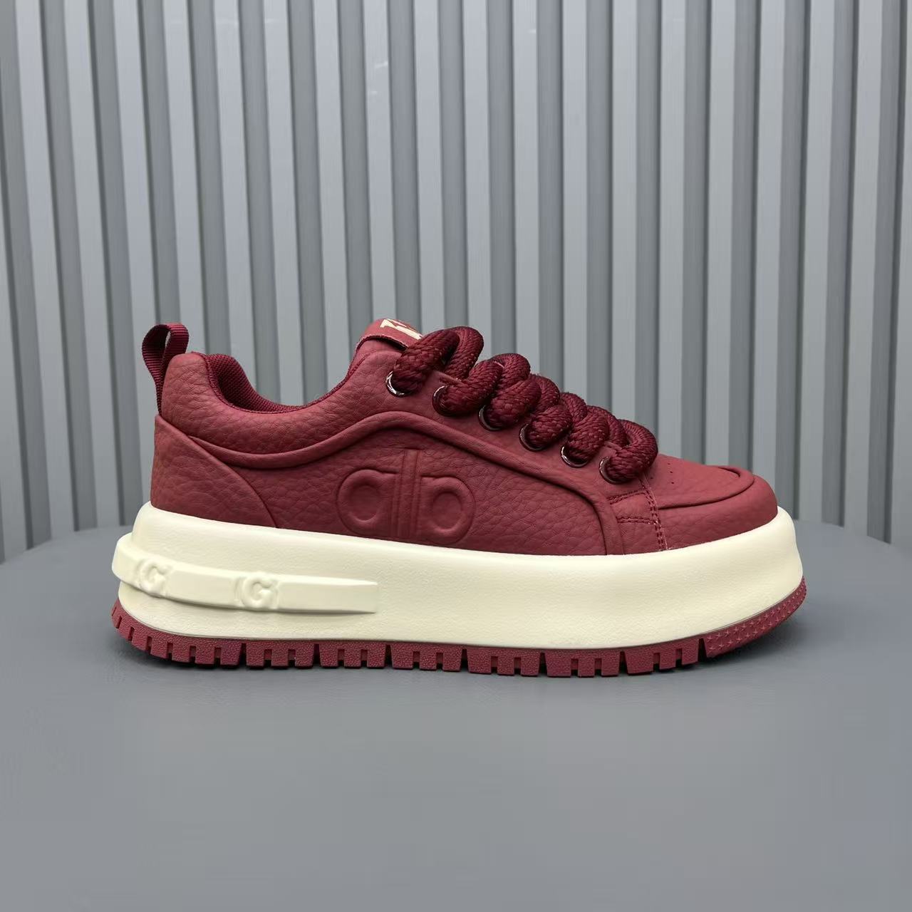 男鞋2025厚底百搭秋季时尚潮流舒适休闲潮鞋圆头低帮增高男生鞋子