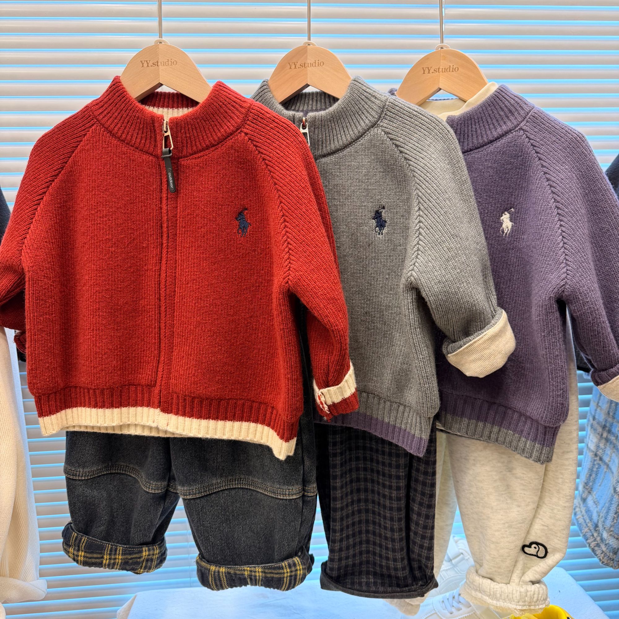 儿童秋冬季新款时尚潮流套头刺绣款帽衫男女童亲子针织衫毛衣