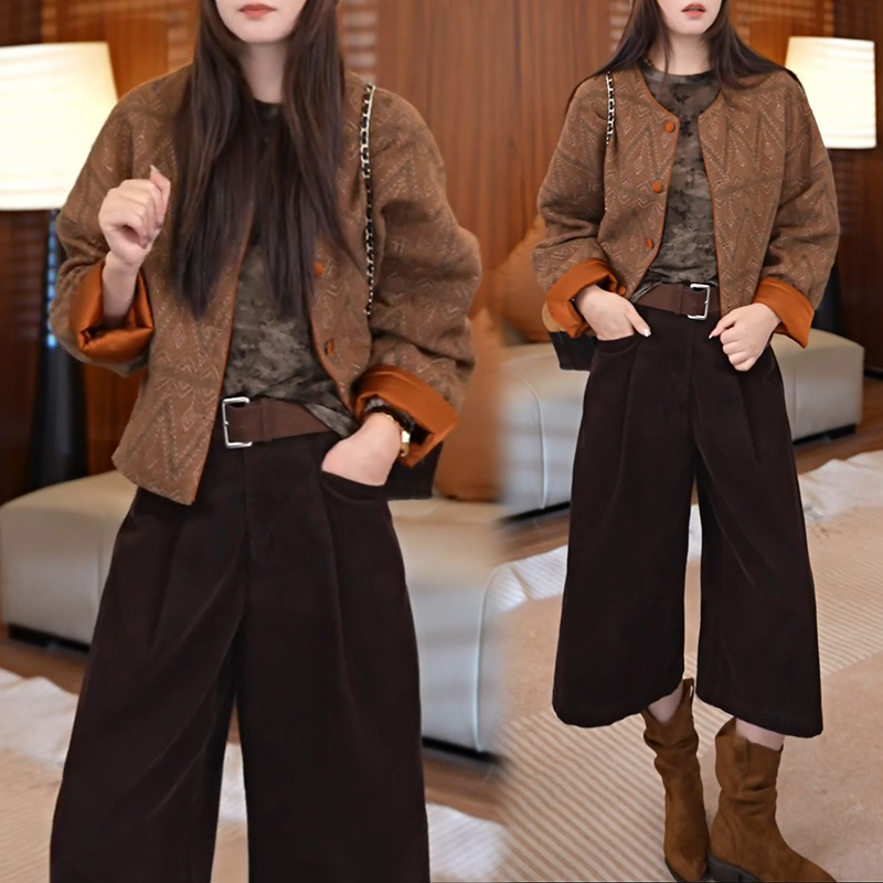 2025早秋韩版小众复古长袖打底上衣外套休闲直筒七分裤三件套