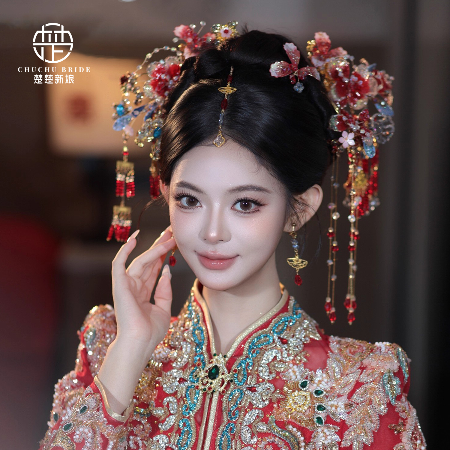2025新款新娘中式头饰秀禾服龙凤褂发簪发饰古典婚礼马面裙配饰品