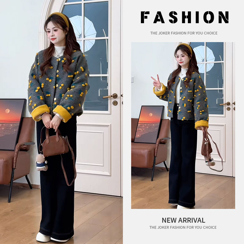 冬季一整套女装2024新款韩版设计感时尚外套高腰百搭牛仔裤两件套