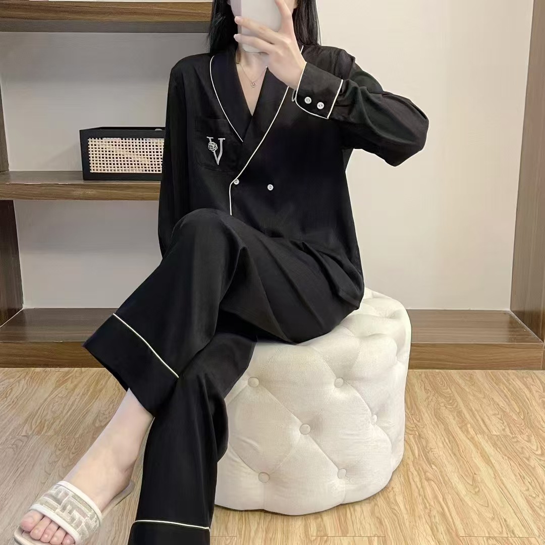 睡衣女款爆款2025新款春秋高级感冰丝睡衣女双排扣长袖家外穿居服