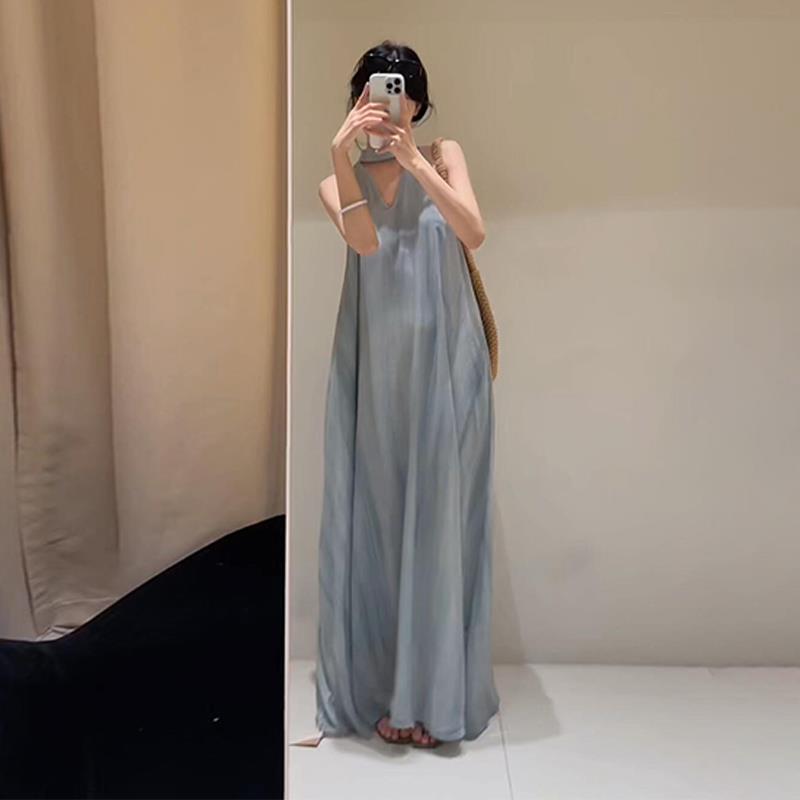 2025新款慵懒风法式蓝色无袖吊带连衣裙子女夏季海边度假仙女长裙