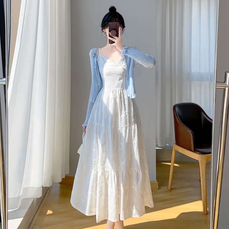 蝴蝶结刺绣白色蛋糕连衣裙女装法式温柔风收腰显瘦中长款吊带裙子