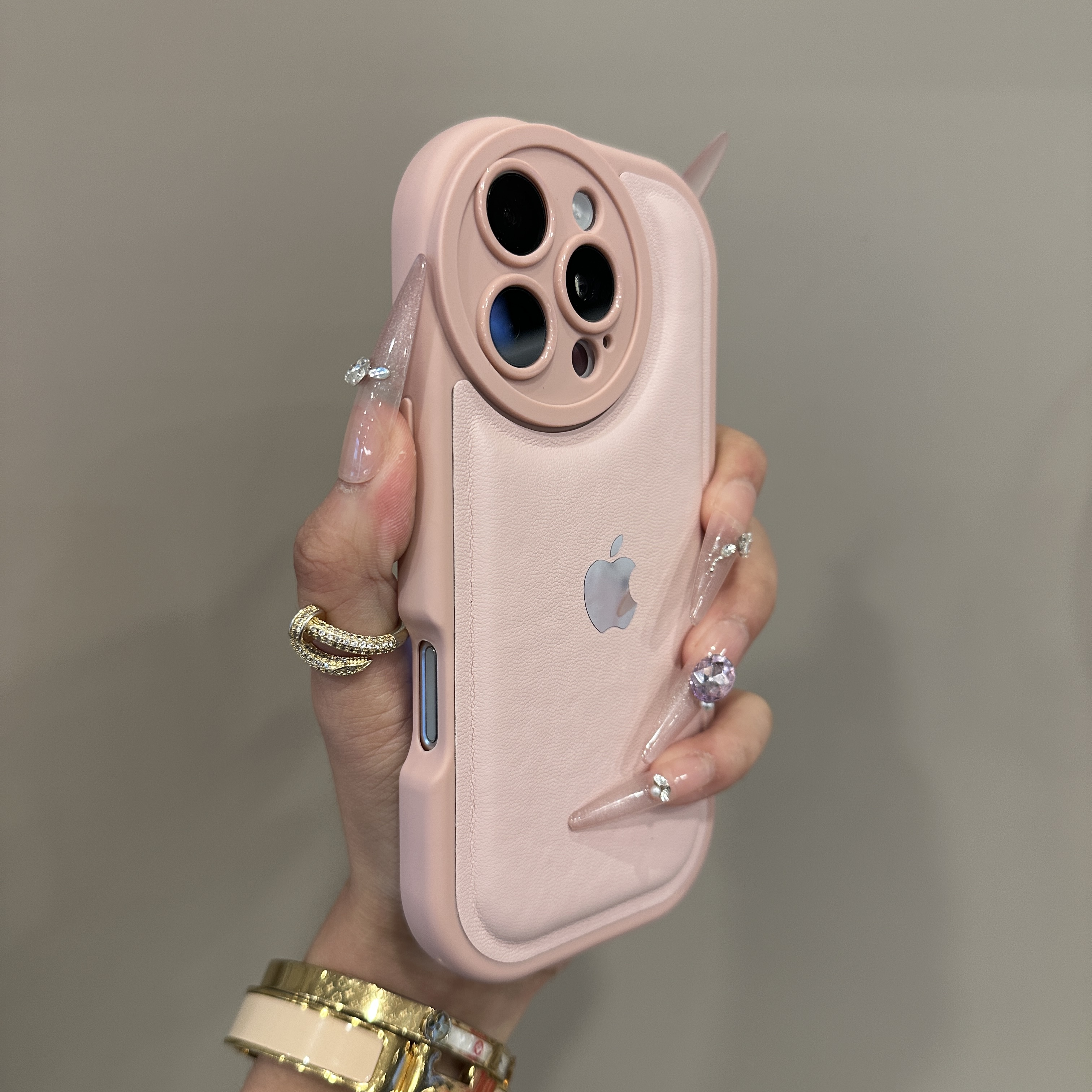 小众气垫皮纹防摔适用iPhone16promaxpro网红手机手机壳苹果13