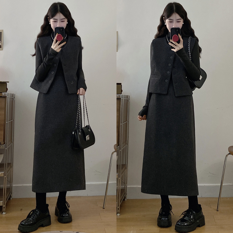 大码胖mm女装灰色高级感小香风马甲套装复古气质毛呢三件套装女