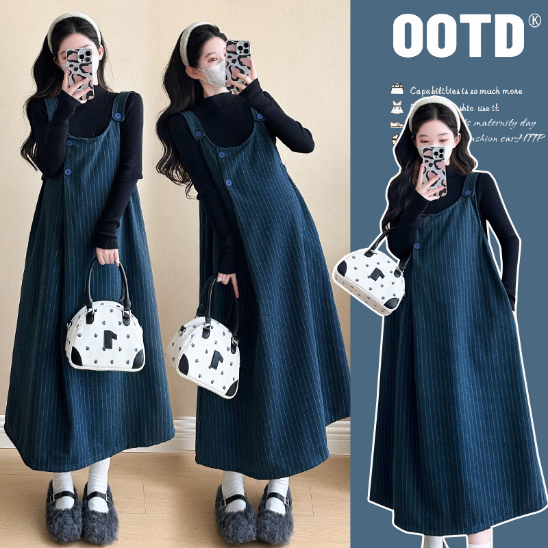 [葡萄]孕妇秋冬毛呢连衣裙+加厚针织打底衫套装#A8028