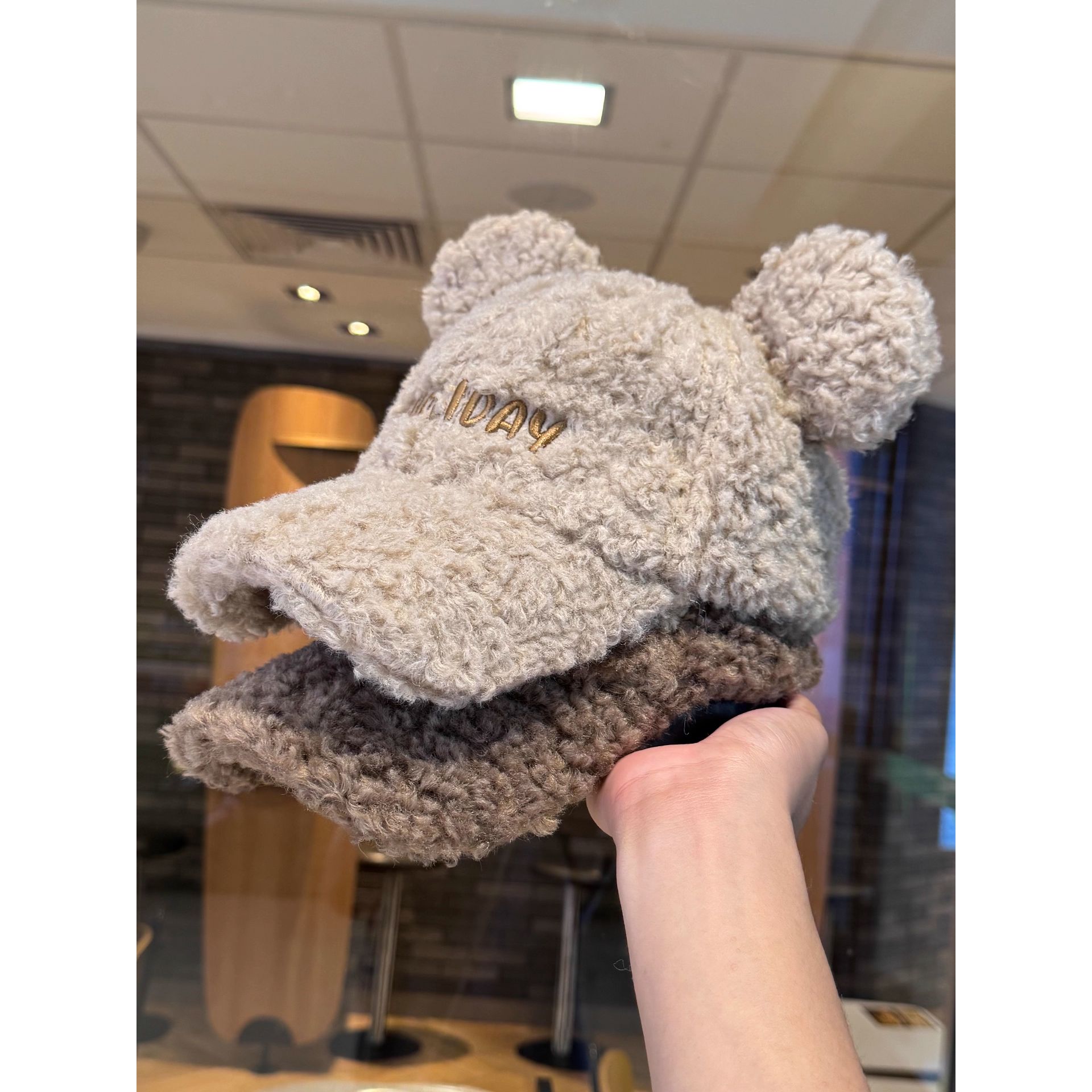 日系可爱小熊耳朵羊羔绒棒球帽子女秋冬季新款防寒保暖百搭鸭舌帽