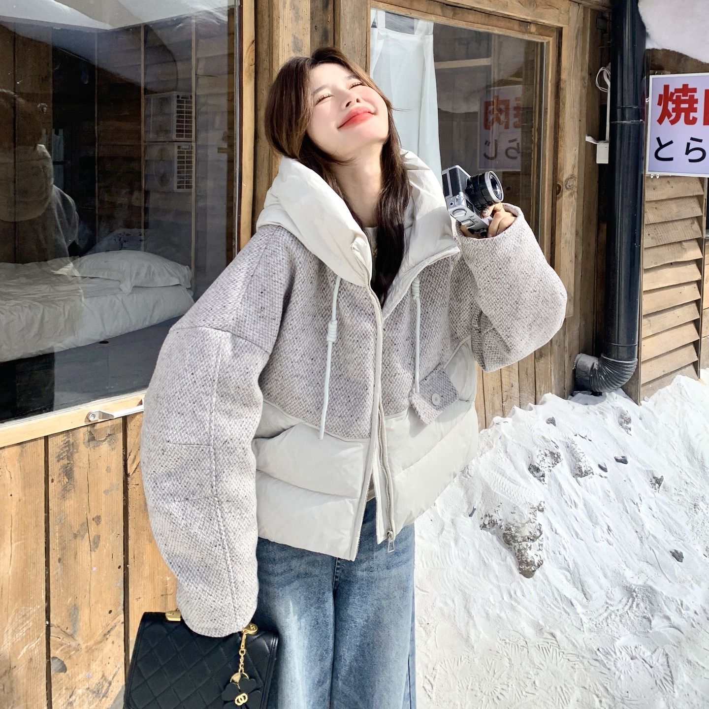 韩系毛呢拼接连帽羽绒服外套女2025冬新款设计感短款白鸭绒面包服