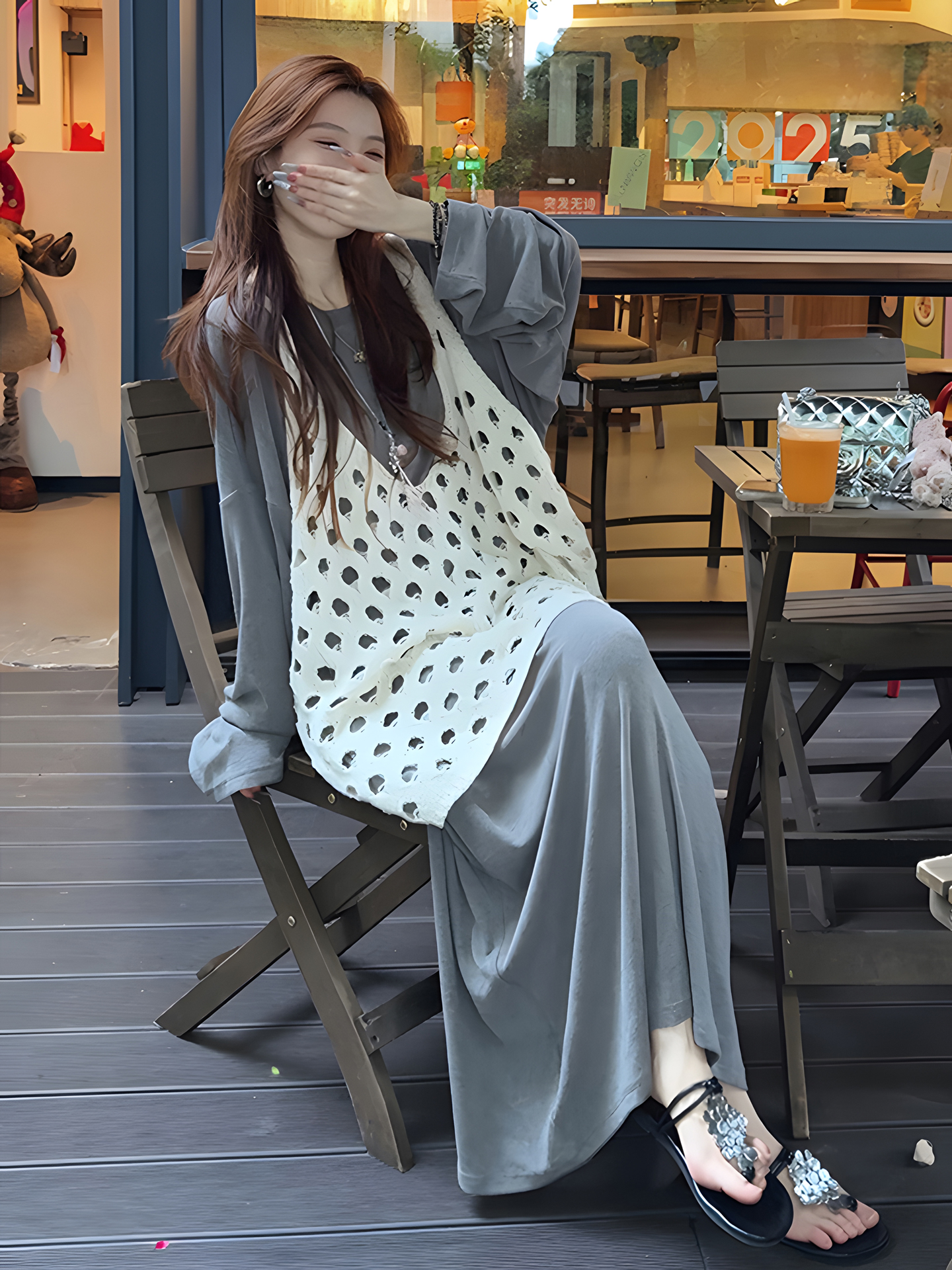 2025超火穿搭一整套秋季松弛感慵懒风巨好看镂空马甲连衣裙两件套