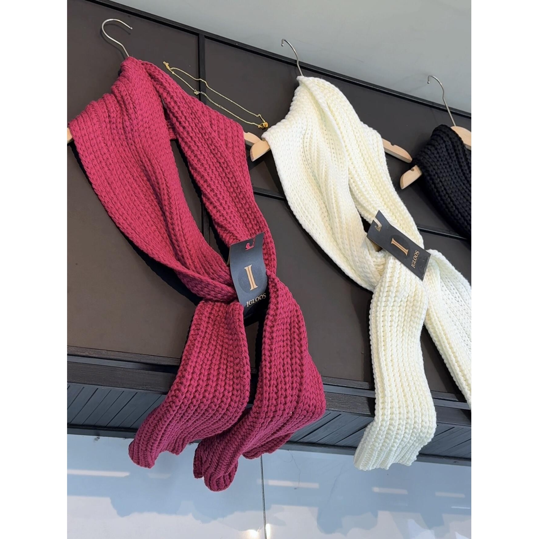 2025新款针织围巾女冬季高级感百搭保暖围脖厚