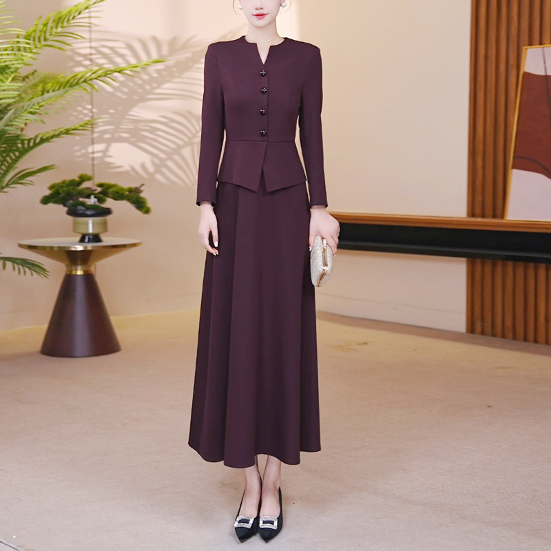 波尔多红大摆连衣裙2025秋季时尚修身收腰显瘦气质长裙2591