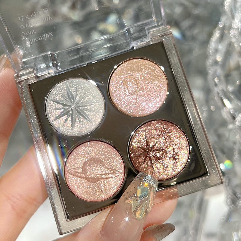 把星辰揉碎！四色眼影盘珠光超闪亮晶晶卧蚕提亮立体修容爆闪高光
