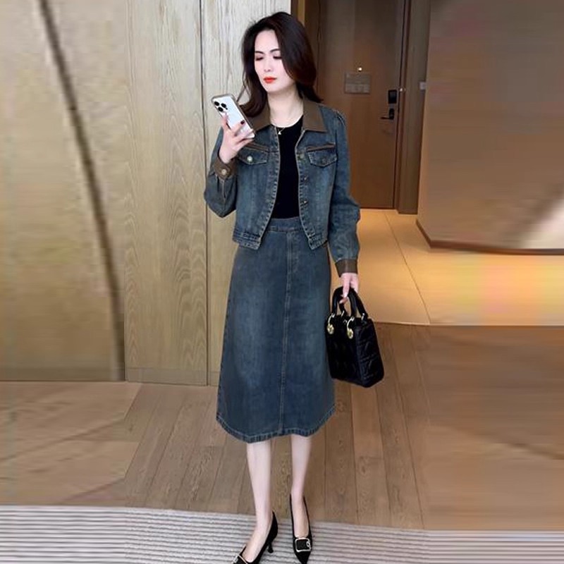 拉夏贝尔小香风套装牛仔后妈裙2025年新款女春秋洋气质休闲两件套