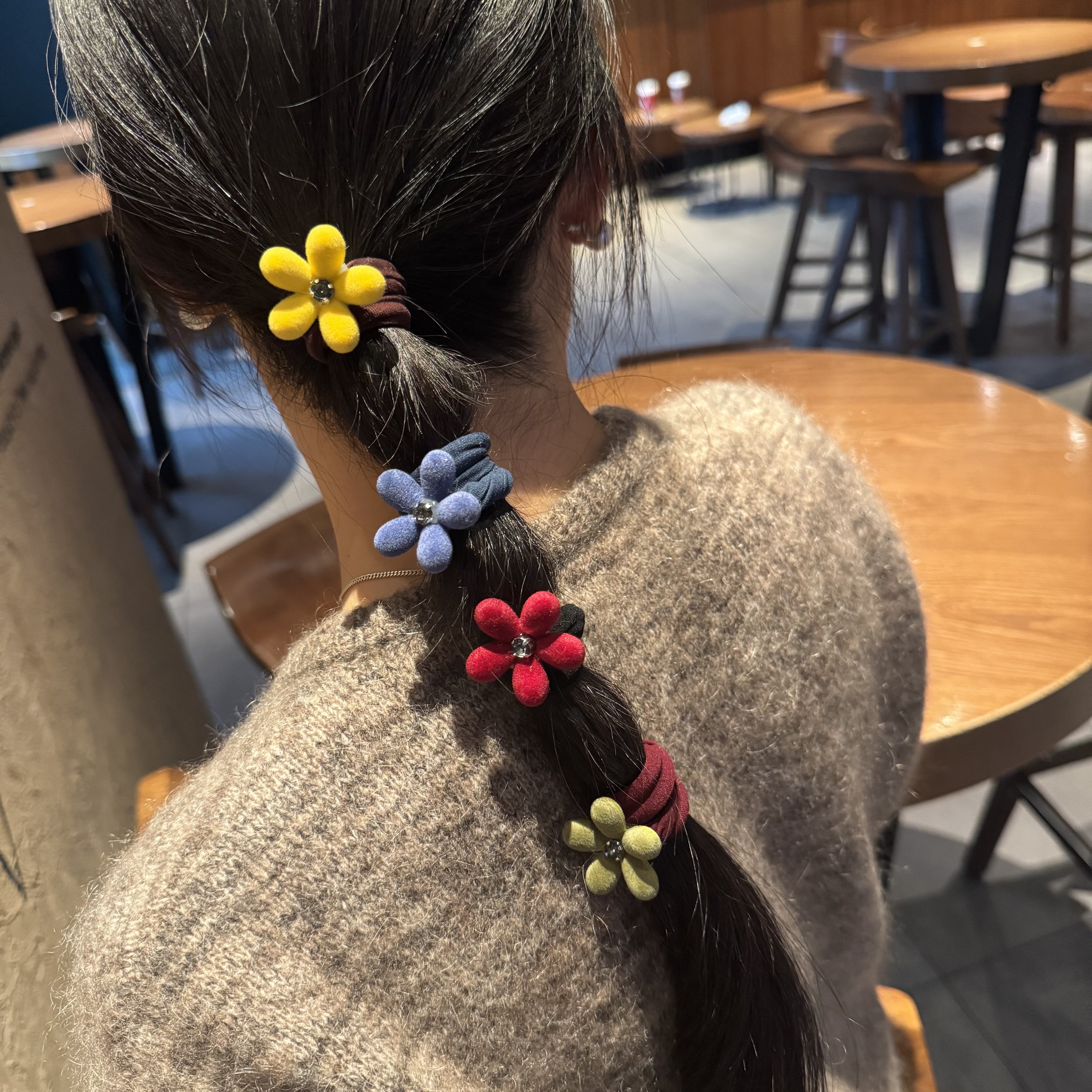 韩国东大门新款秋冬植绒花朵加宽无接缝头绳高级闪钻无痕发圈