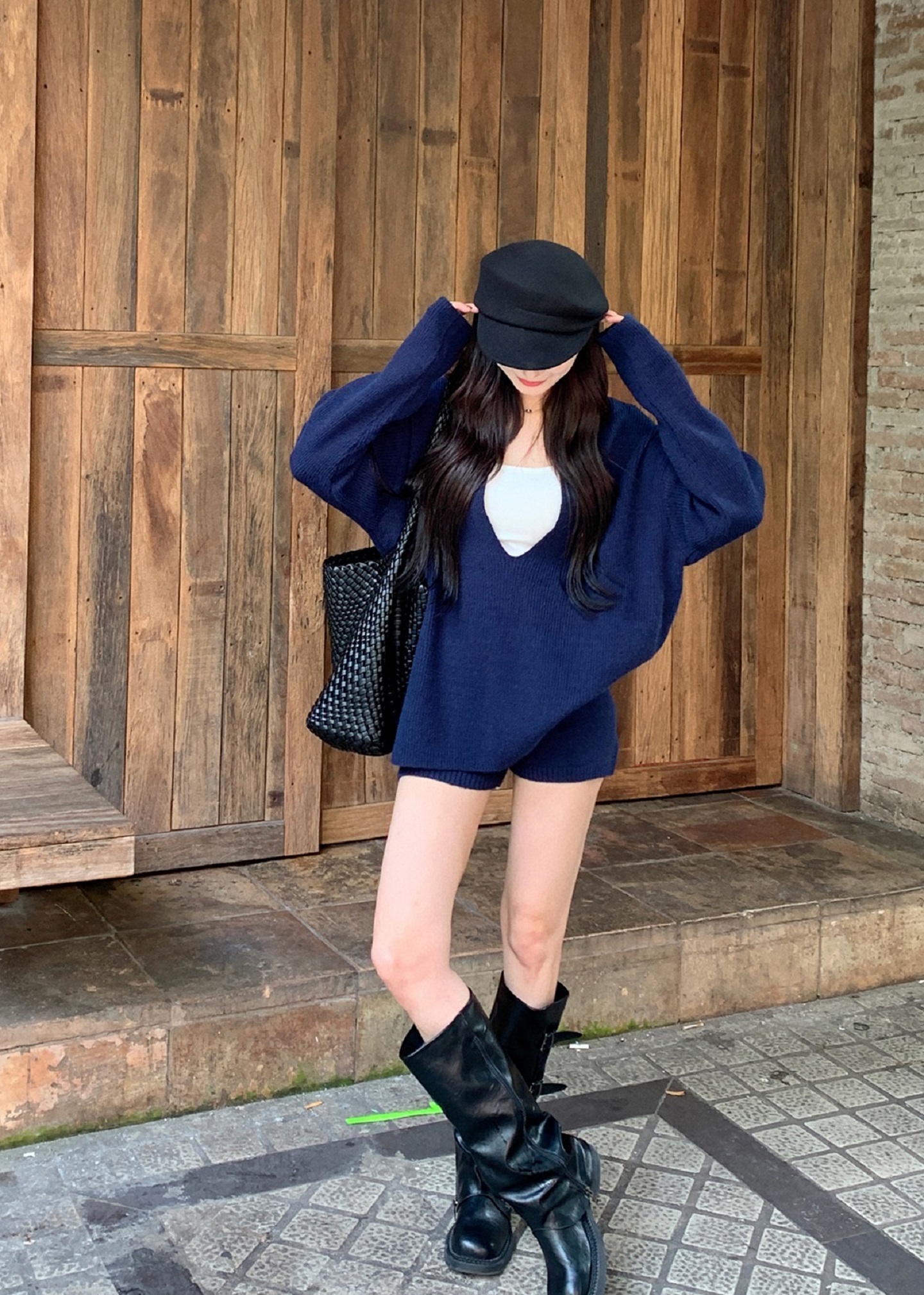 WANONEONE 秋季慵懒风V领宽松显瘦针织毛衣套装上衣短裤两件套