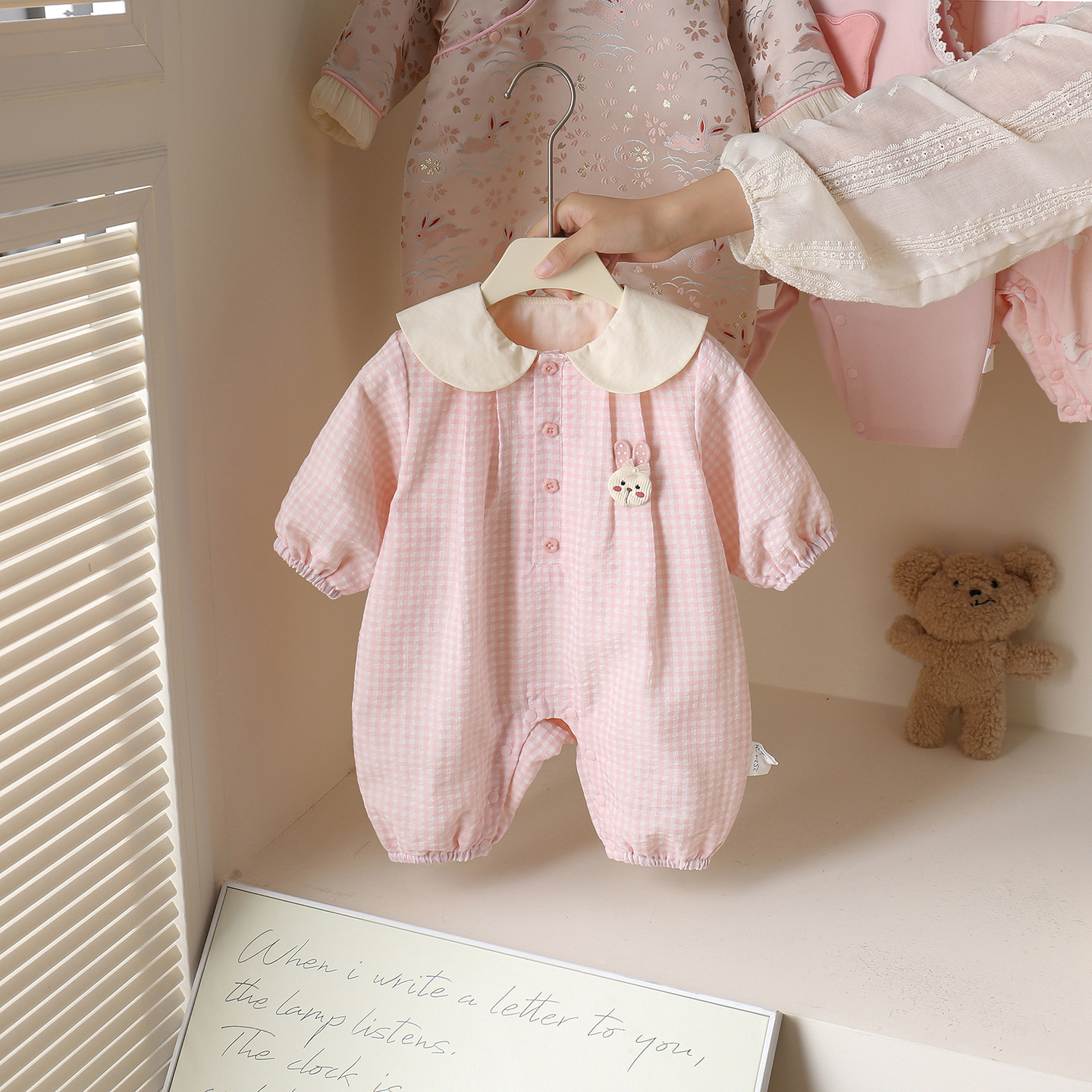 婴儿连体衣春秋新款初生宝宝可爱超萌外套哈衣新生儿洋气外出服秋