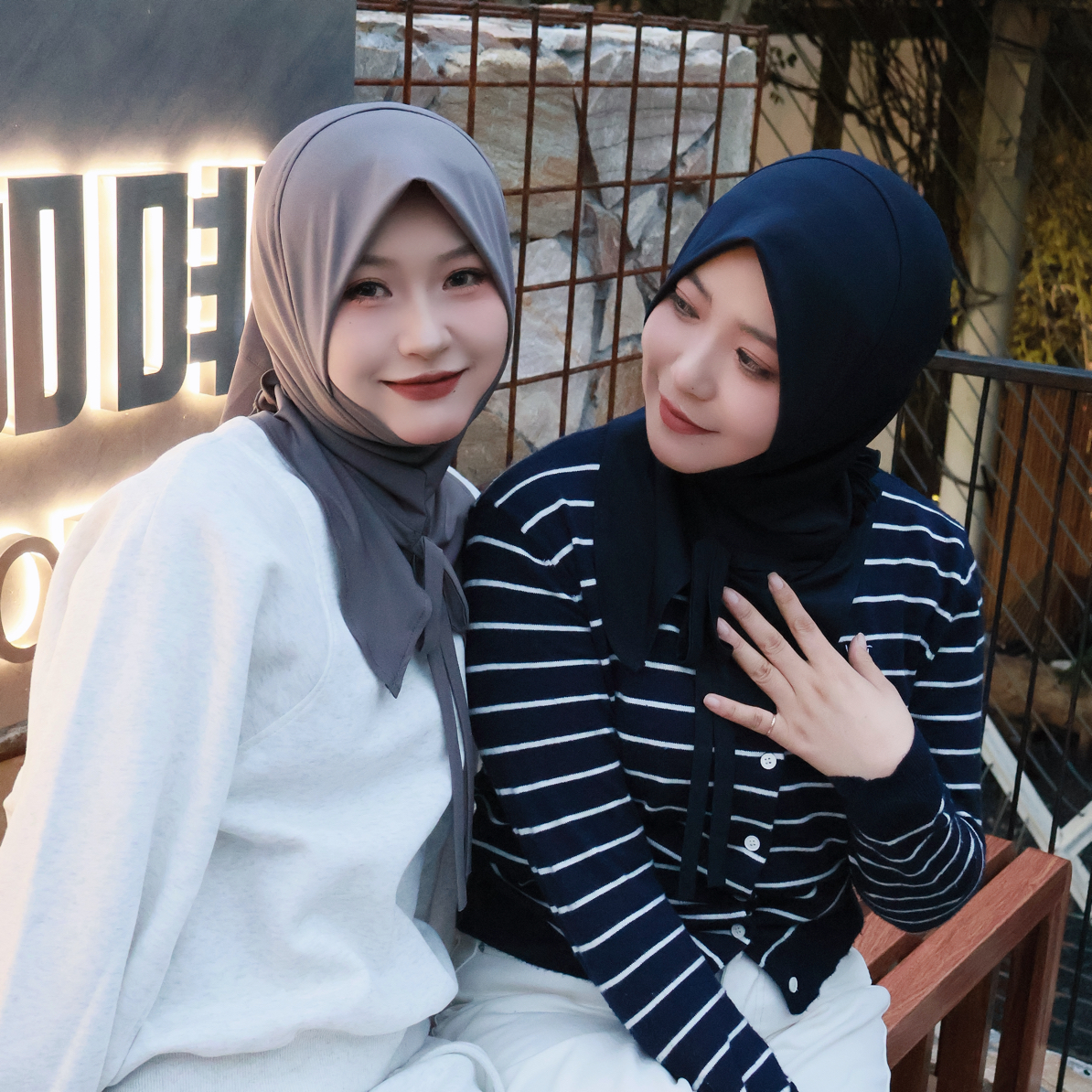 秀英.菲戈·小众设计【泰版燕尾丝巾】爆款个性独特简约围巾