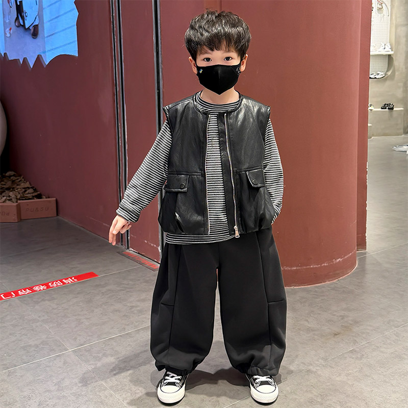 男童秋装套装2025新款儿童皮衣马甲三件套春秋款酷帅儿童秋季衣服