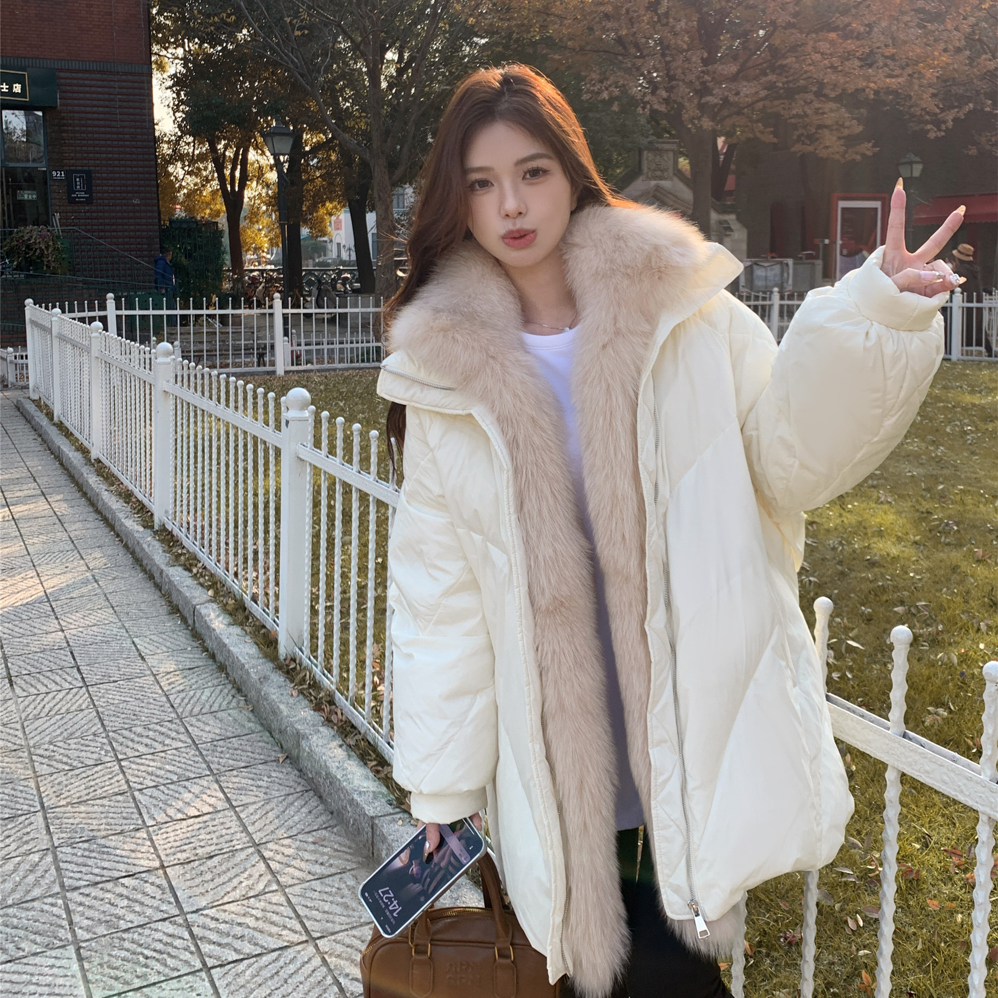 可脱卸狐狸毛大毛领鹅绒服浙宝B25223138P475K658