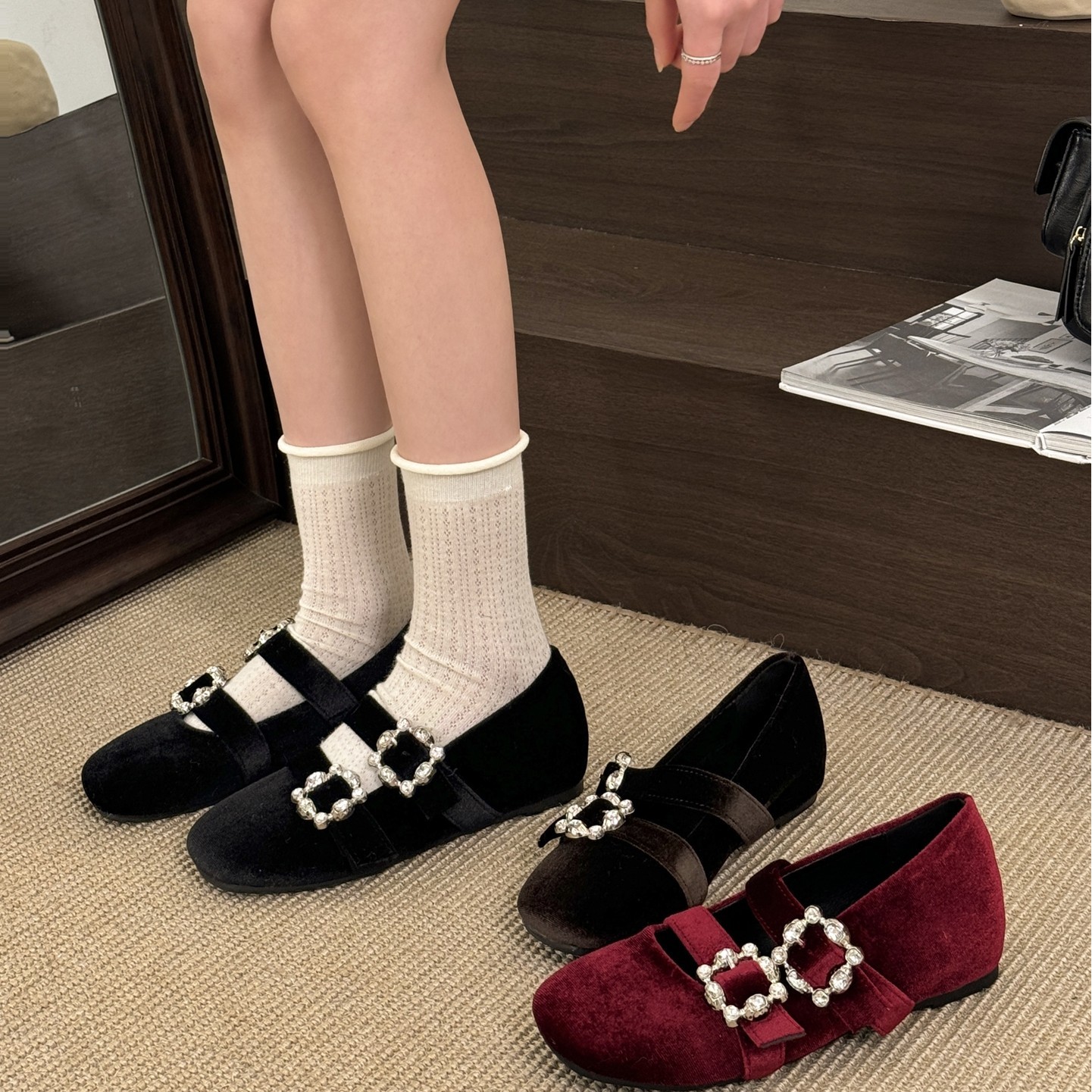 贾不假玛丽珍女鞋春季2026新款水钻扣平底方头仙女风百搭浅口单鞋