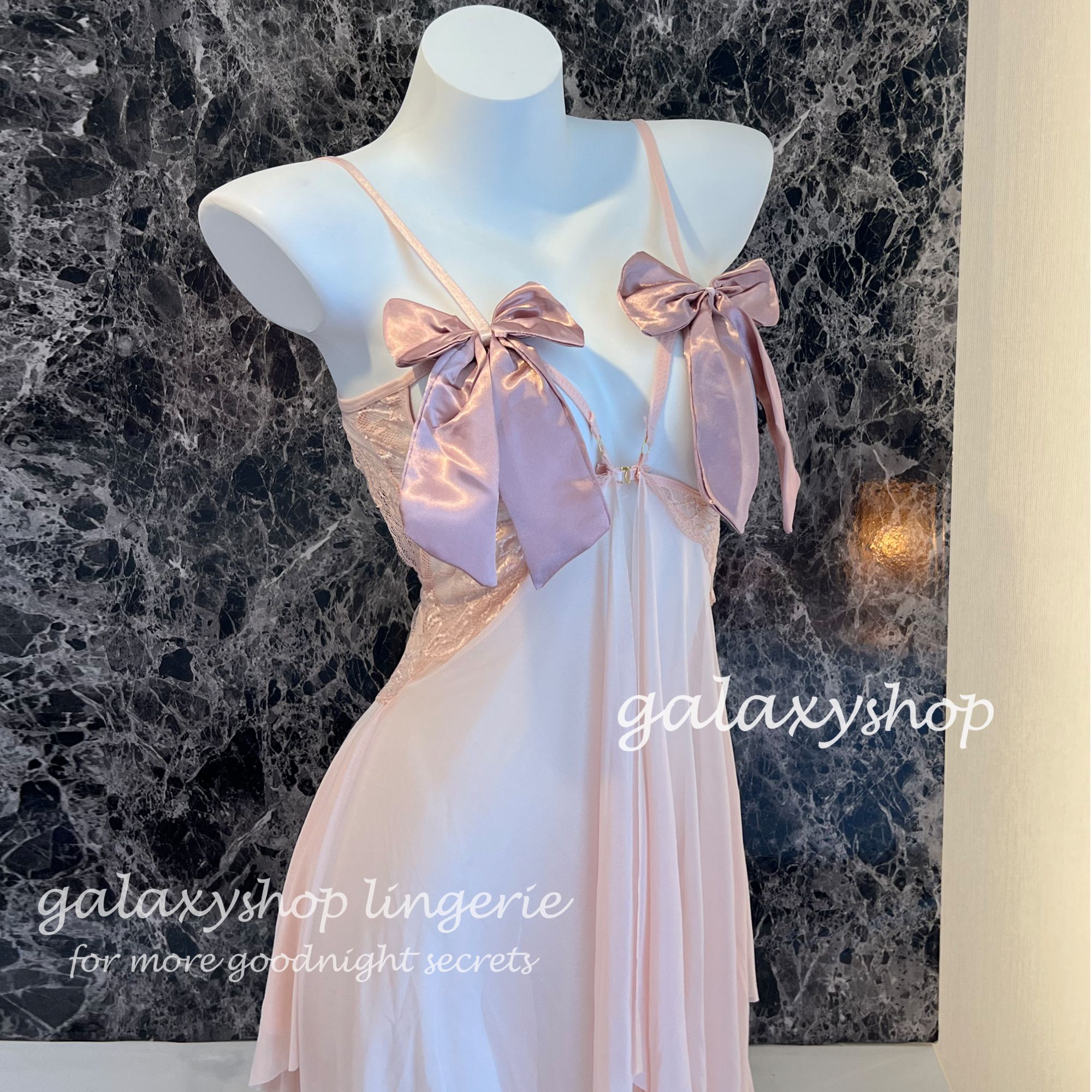 晚安闪闪~蝴蝶结点缀*超柔软丝质透气*夏季法式吊带睡裙