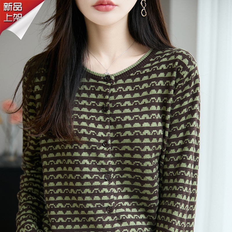 哥弟阿玛施正品秋冬新款提花长袖羊毛衫百搭圆领复古针织开衫上衣