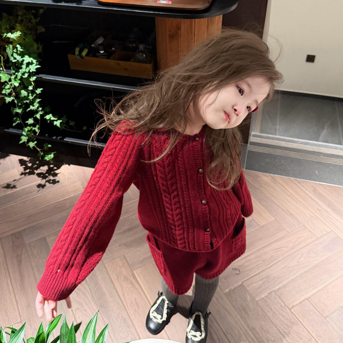 壹妈童装女童新年拜年服套装秋冬儿童洋气针织衫红色连帽毛衣短裤