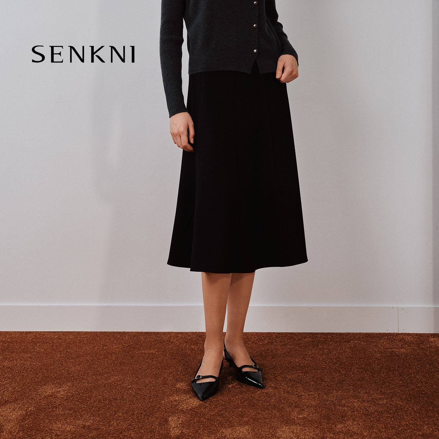 【明星同款】圣可尼2025秋冬新款可机洗羊毛高腰A字半身裙S160210OG