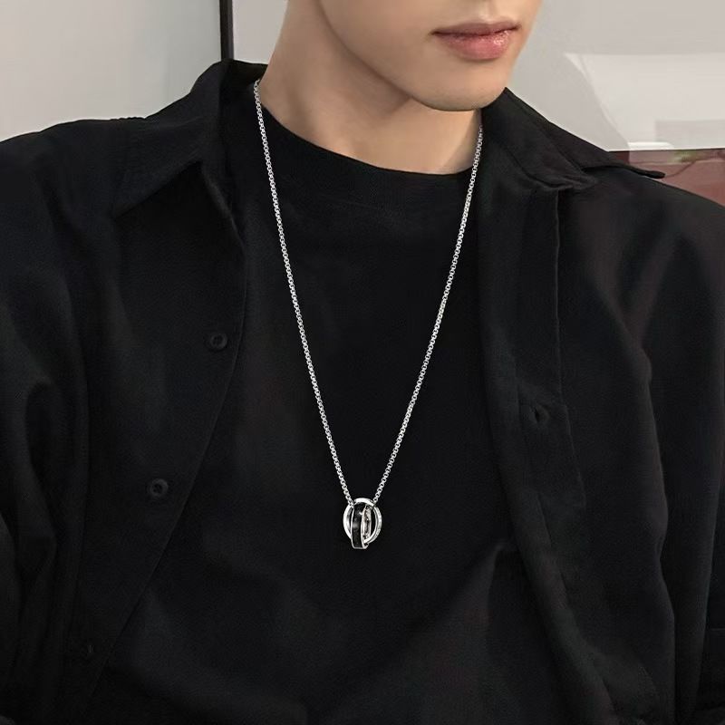 钛钢项链 项链男款双环新款时尚百搭小众设计霸气吊坠卫衣毛衣链