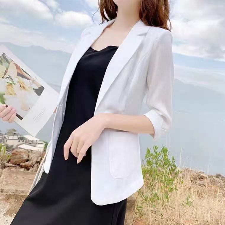 YB秋季显瘦修身设计师时尚百搭休闲西装网红气质薄款职业西服