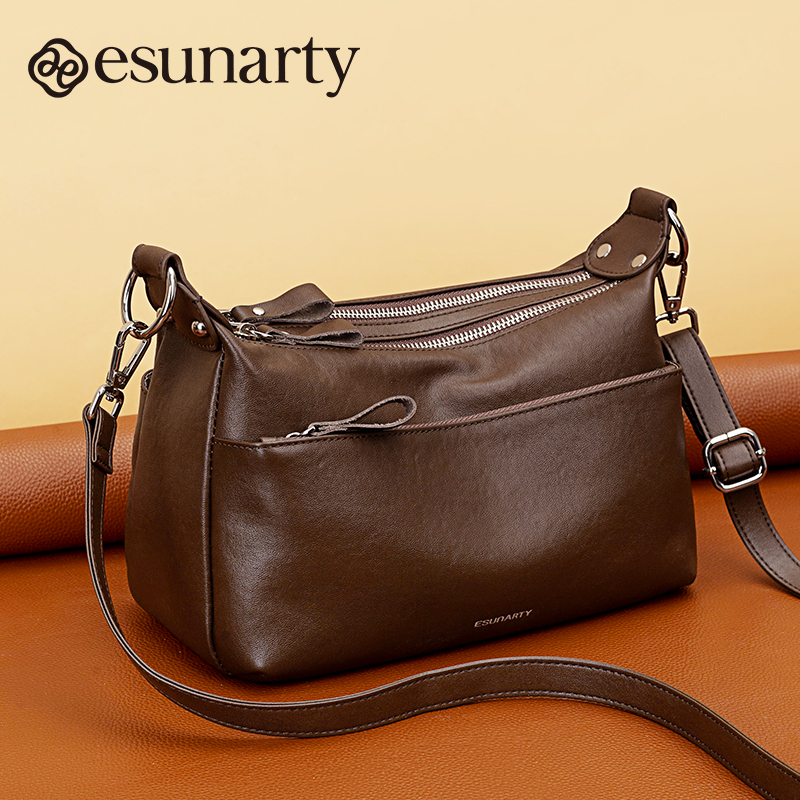 真皮女式斜挎包包2025新款复古高级感多层休闲女士单肩包秋冬季