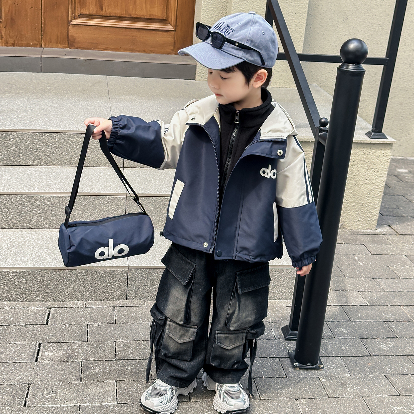 儿童装男童秋装外套2025新款宝宝痞帅小童炸街三合一可拆卸冲锋衣