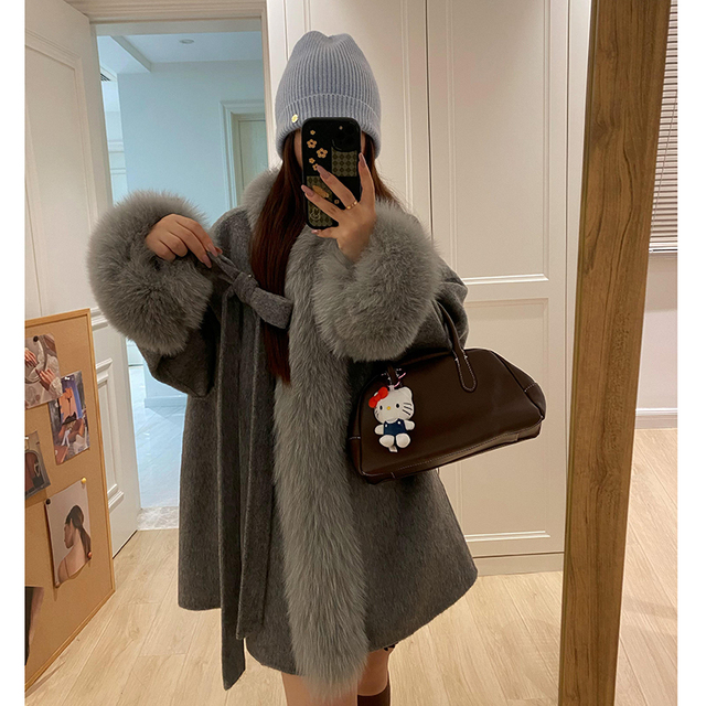 氛围千金蝴蝶结羊毛双面呢羊绒大衣狐狸毛领皮草女秋冬毛呢外套