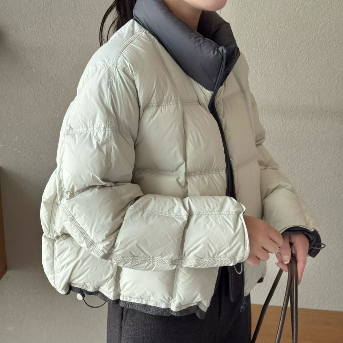 撞色拼接立领羽绒服外套女2025冬季宽松显瘦洋气短款白鸭绒面包服