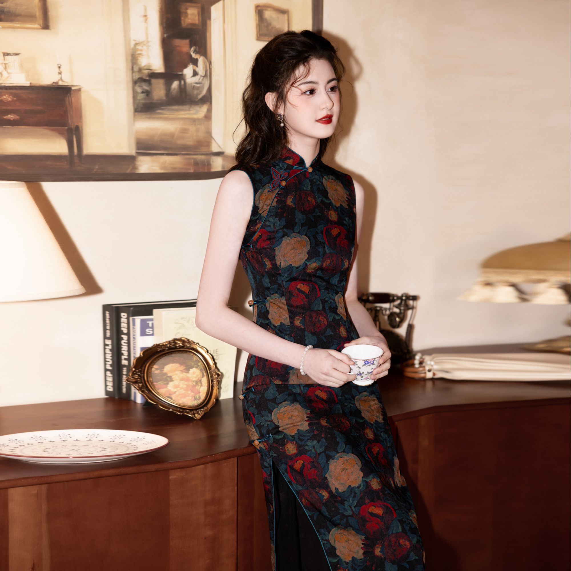 【花迪】2025春夏少女新款无袖复古港风中式旗袍时尚显瘦日常走秀服