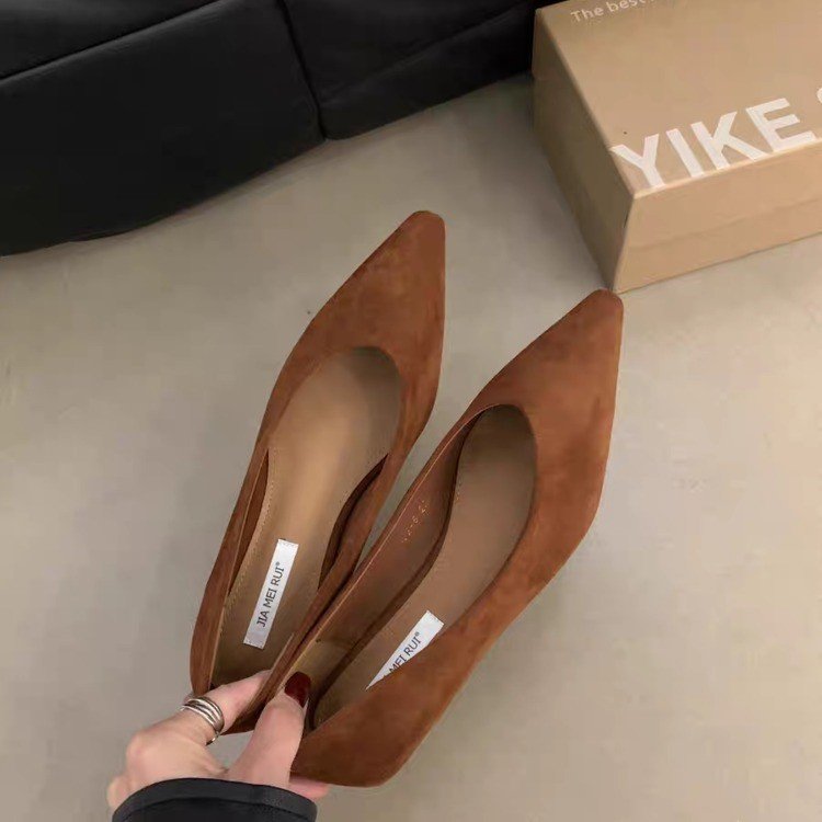 女士2025秋夏新款气质法式小众高级黑色坡跟尖头奶奶鞋适合通勤晚